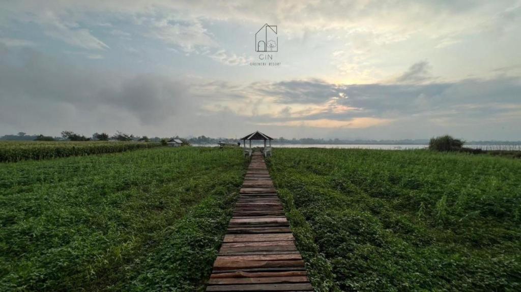 Gin'S Greenery Resort เชียงแสน ภายนอก รูปภาพ