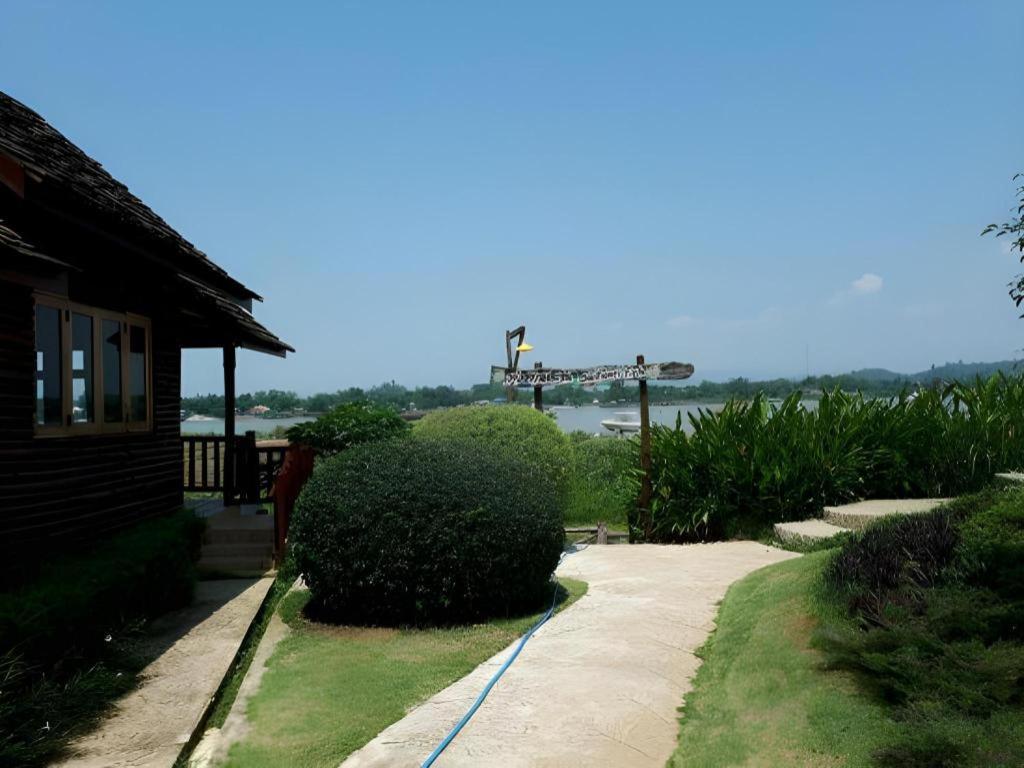 Gin'S Greenery Resort เชียงแสน ภายนอก รูปภาพ